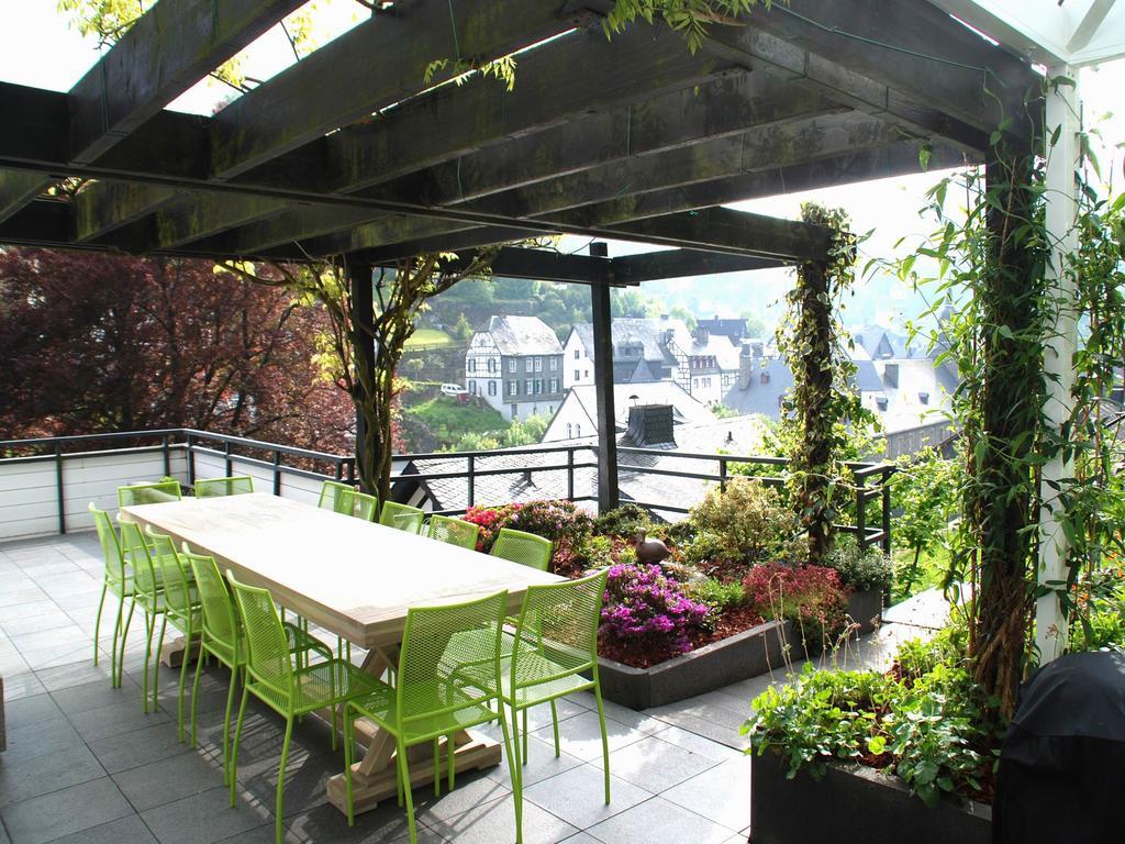 Eleganza Monschau Hotel ภายนอก รูปภาพ