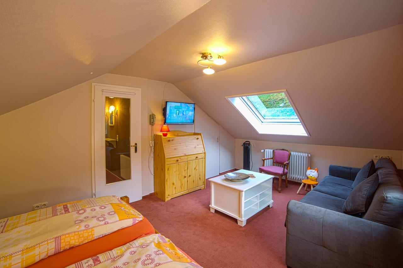 Eleganza Monschau Hotel ภายนอก รูปภาพ