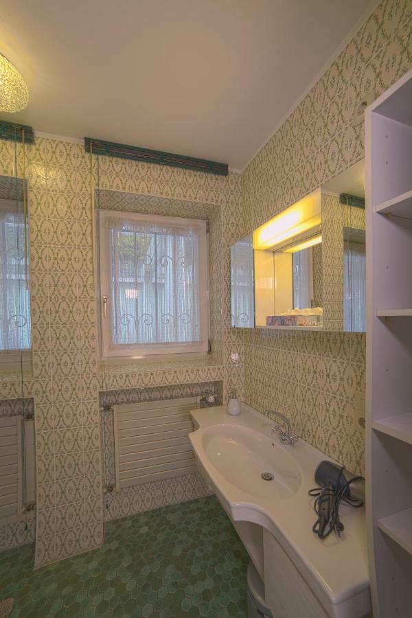 Eleganza Monschau Hotel ภายนอก รูปภาพ